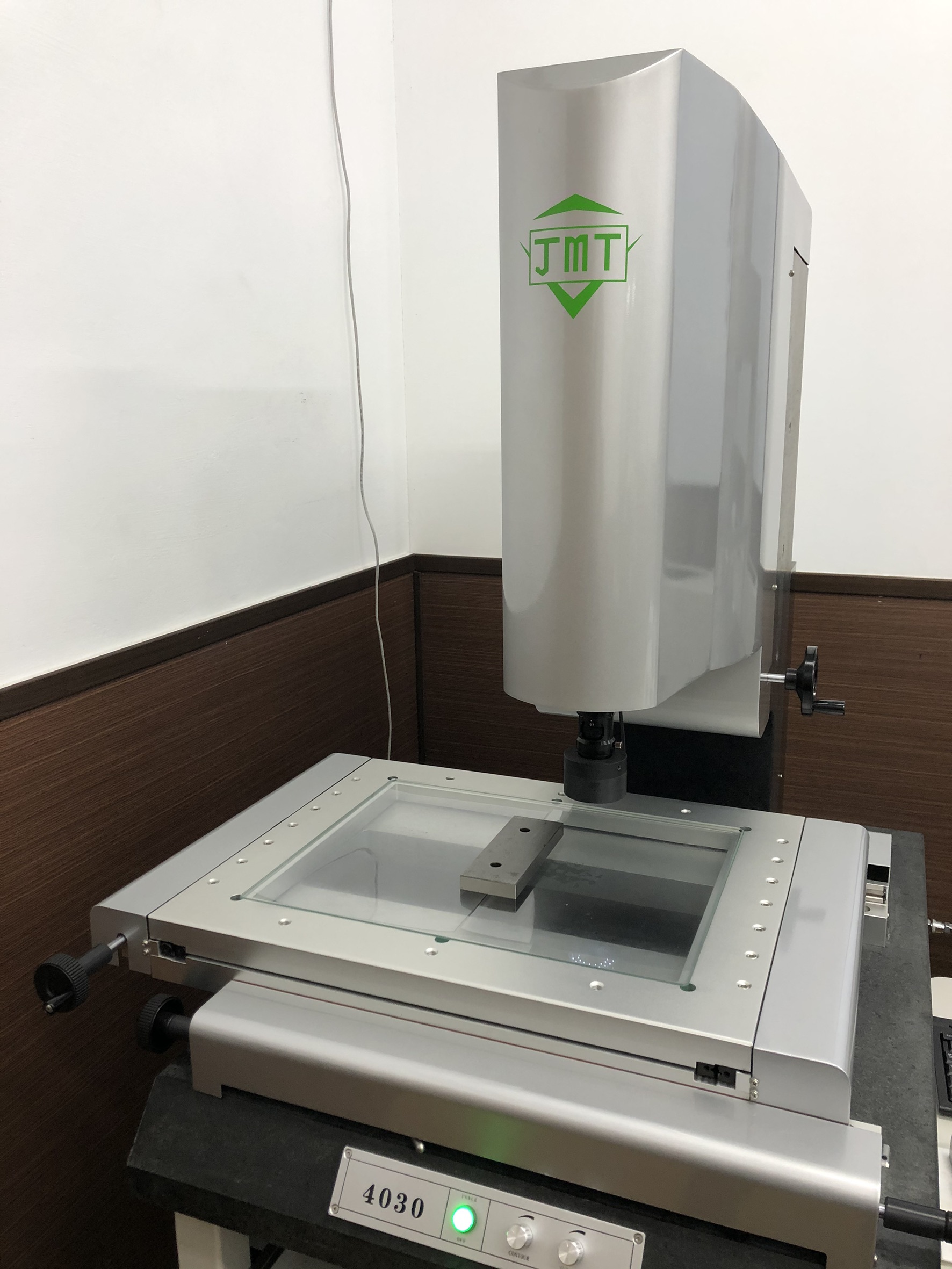 Manual image measuring instrument